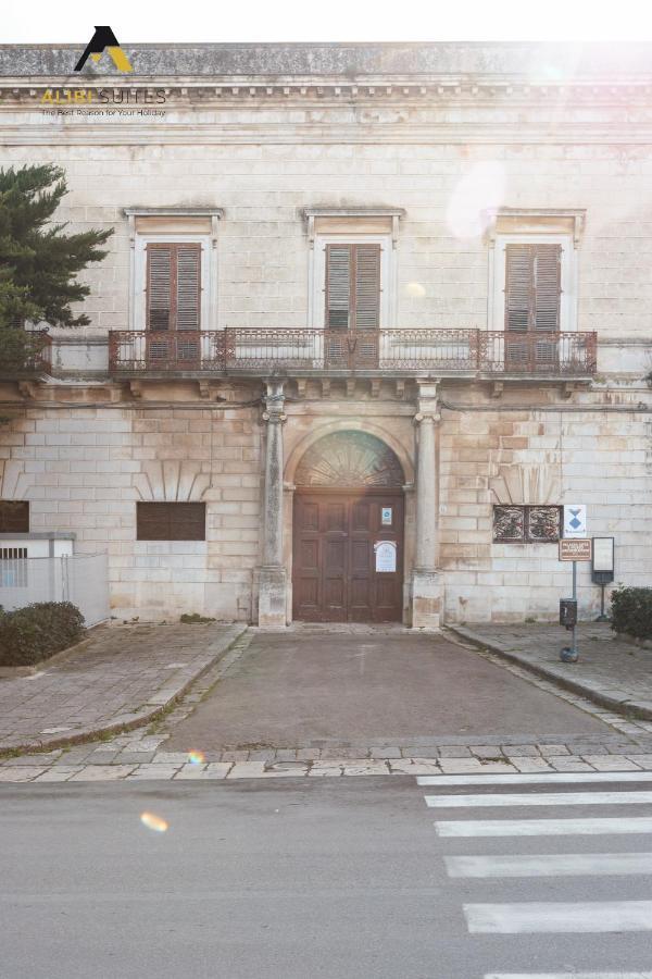 Alibi Suites Suite Museum: Gioiello Con Vista Sul Museo Archeologico Nazionale, Letto E Doccia Con Cromoterapia, Smart Tv, Wifi E A/C Ruvo di Puglia Dış mekan fotoğraf
